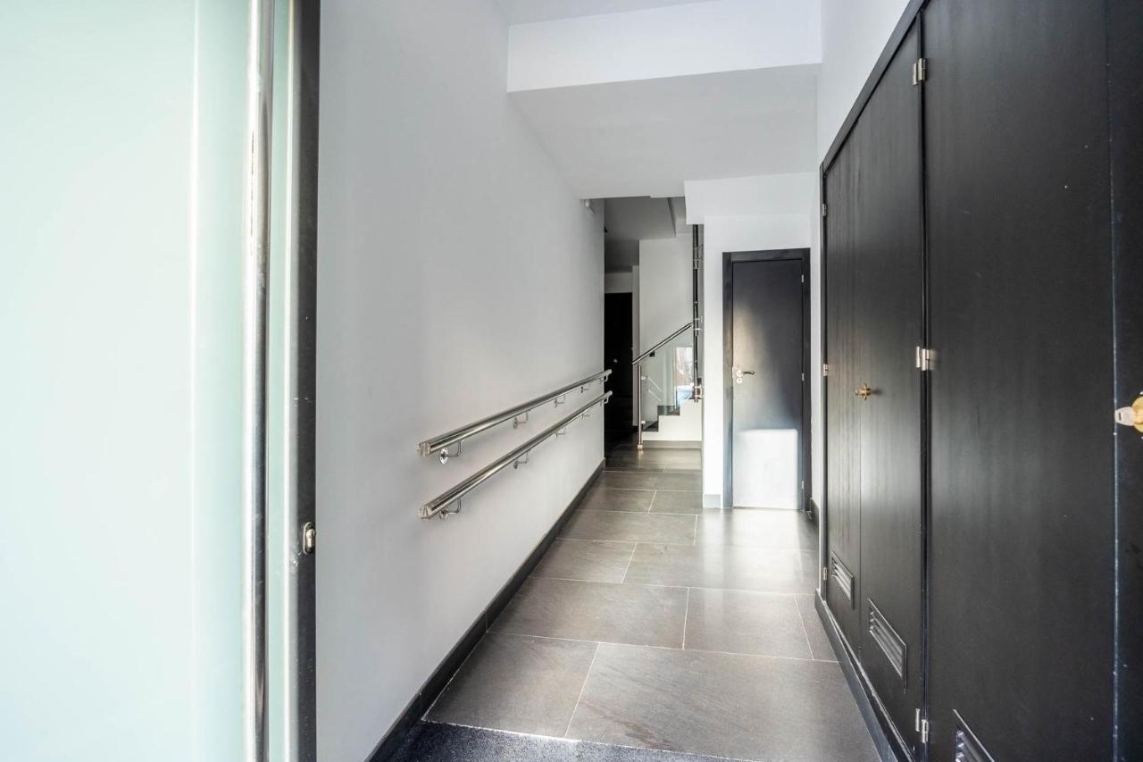 Nervion Suites 1 - Vacacional Sevilla Εξωτερικό φωτογραφία